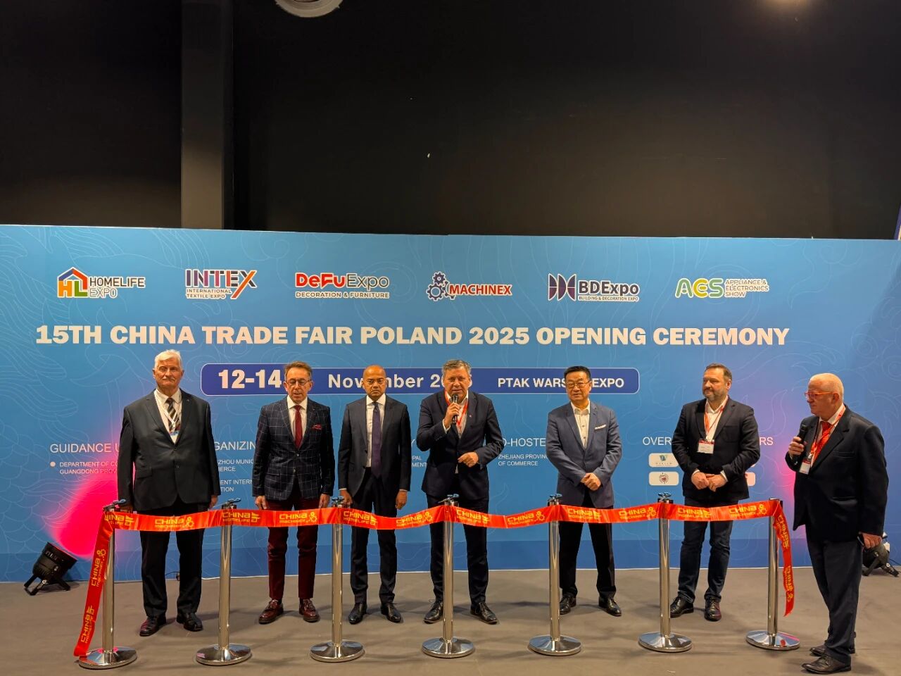 东南亚市场爆火，DeFu德福家具展（越南站）圆满落幕，6月印尼站再续精彩